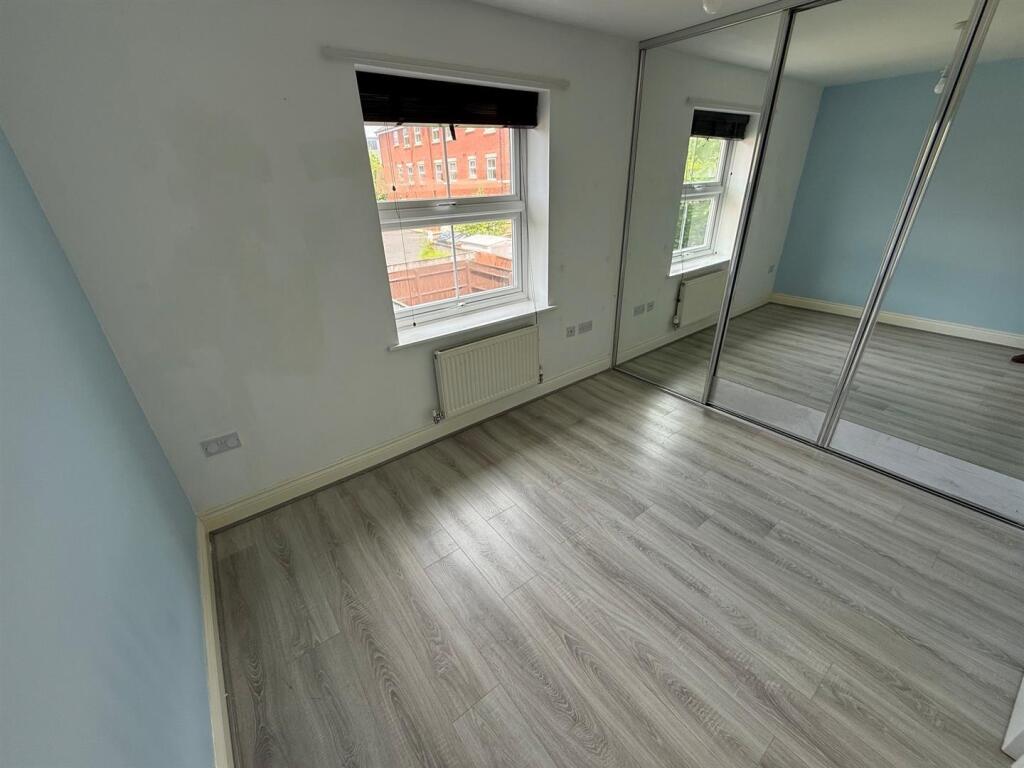 House in Birmingham - More