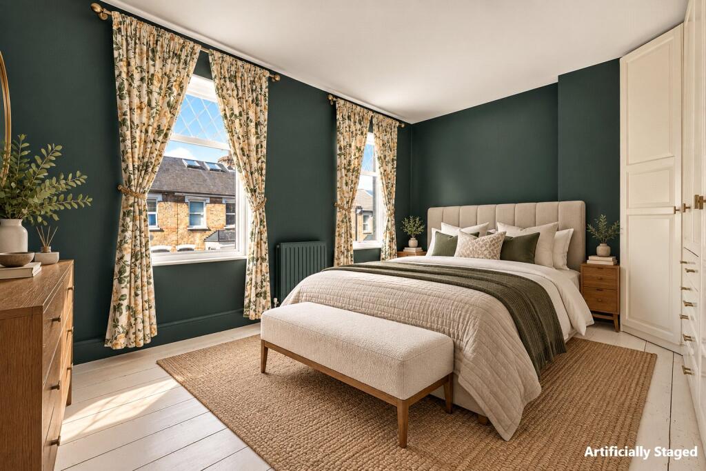House in London, Highams Park - View 5