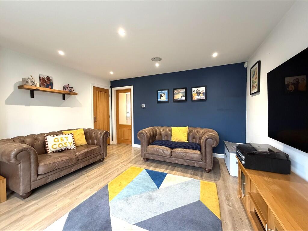 House in Winsford, Cheshire West and Chester - View 4
