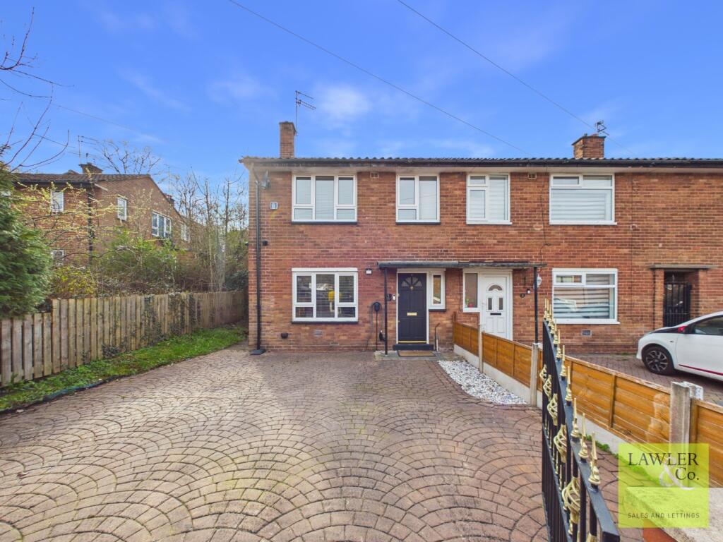 Main image of property: Farndon Avenue, Hazel Grove, Stockport, Cheshire, SK7 4LJ