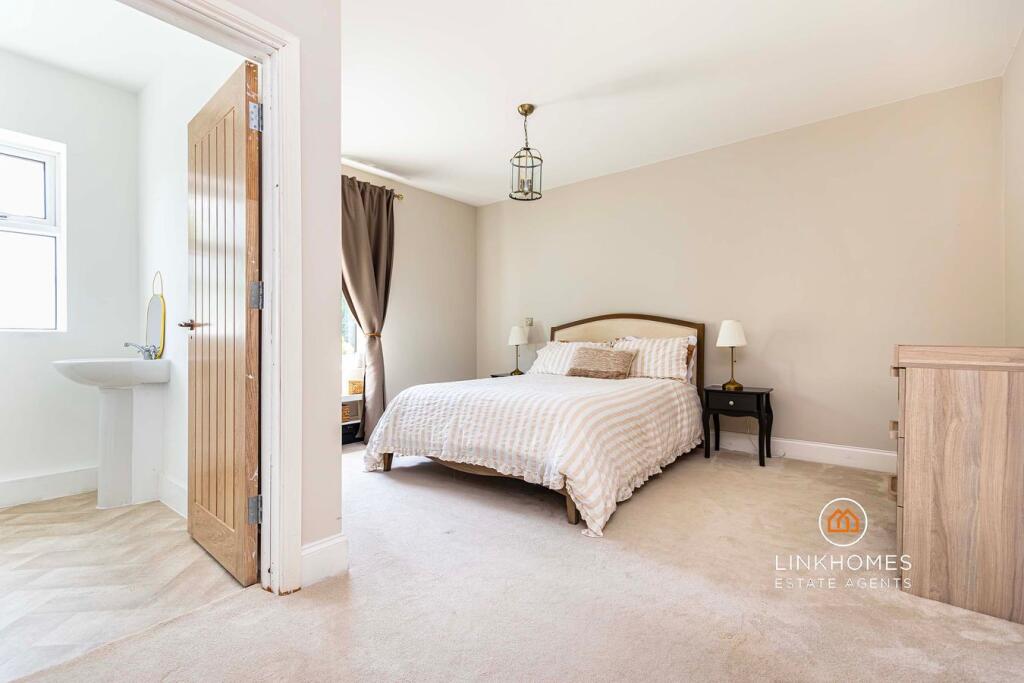 Littledown Drive, Bournemouth, BH7 photo 5