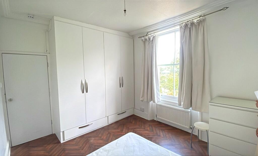 Main image of property: 15 Moorland Road, London, SW9
