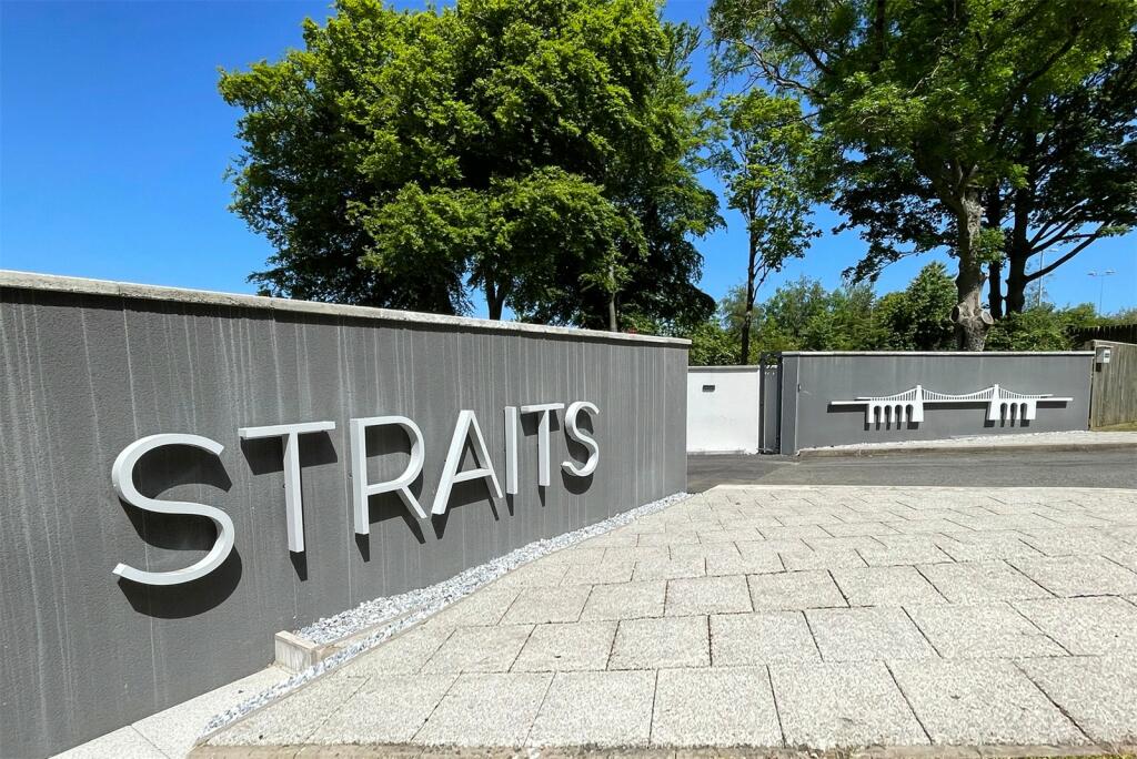 The Straits Luxury Lodge Park, Holyhead Road, Bangor, Gwynedd, LL57 photo 2