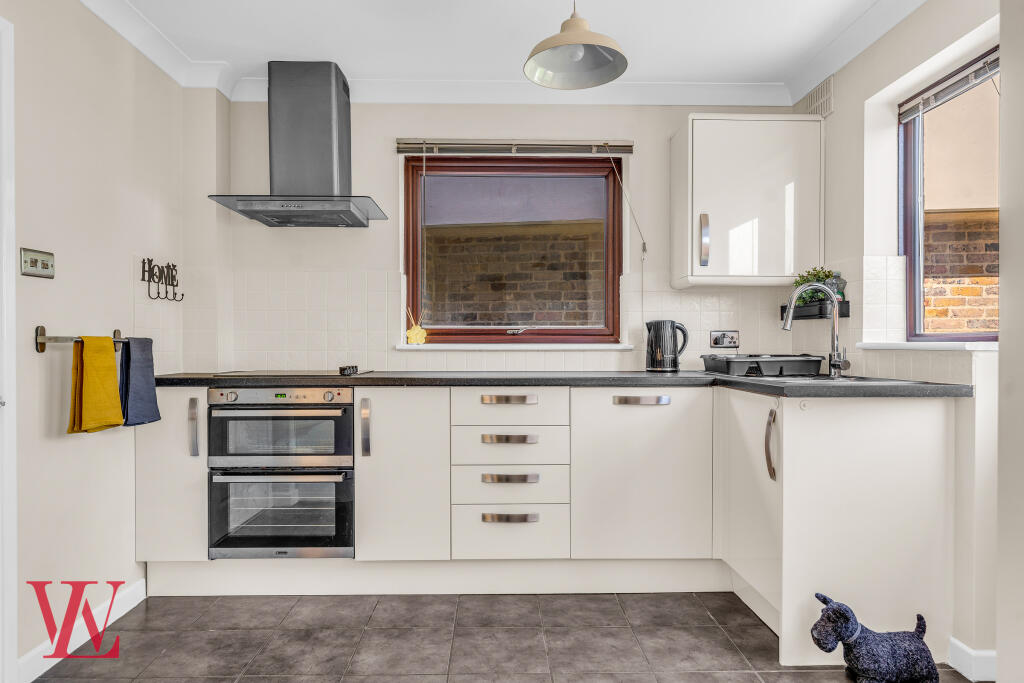 House in Uttlesford, Hatfield Heath - More