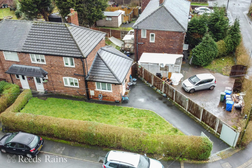 Heathwood Road, Manchester, Greater Manchester, M19 photo 2