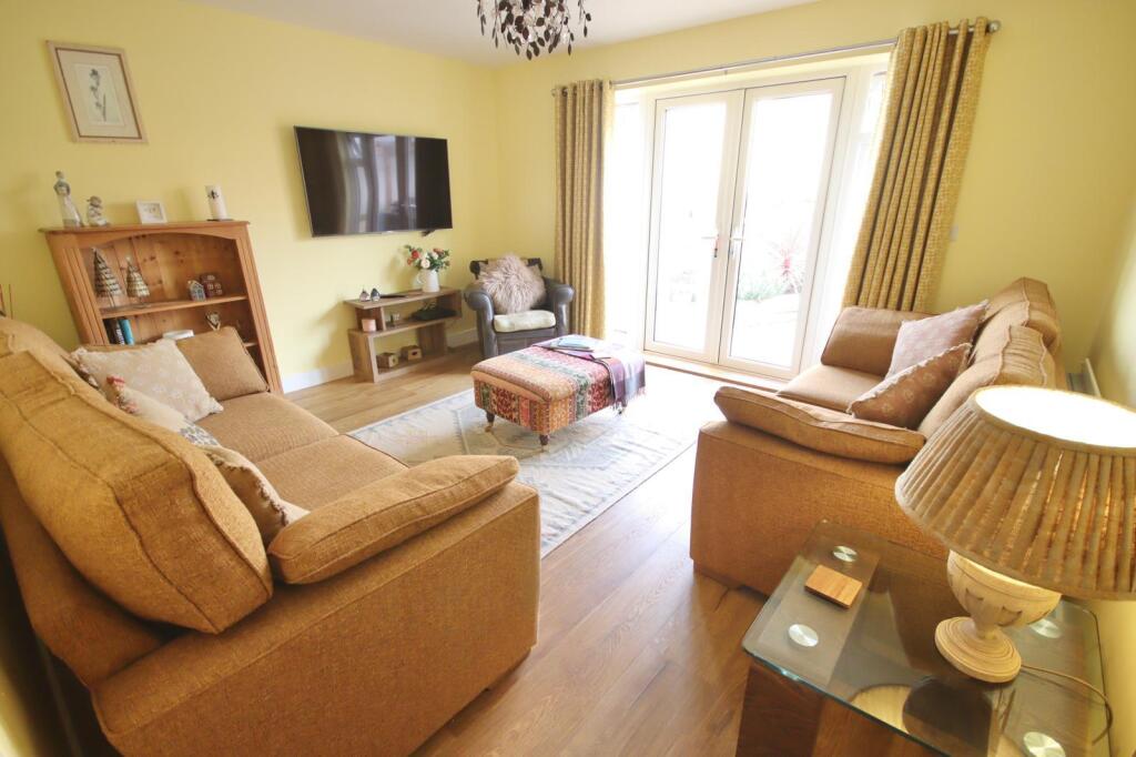 House in Derry Hill - More