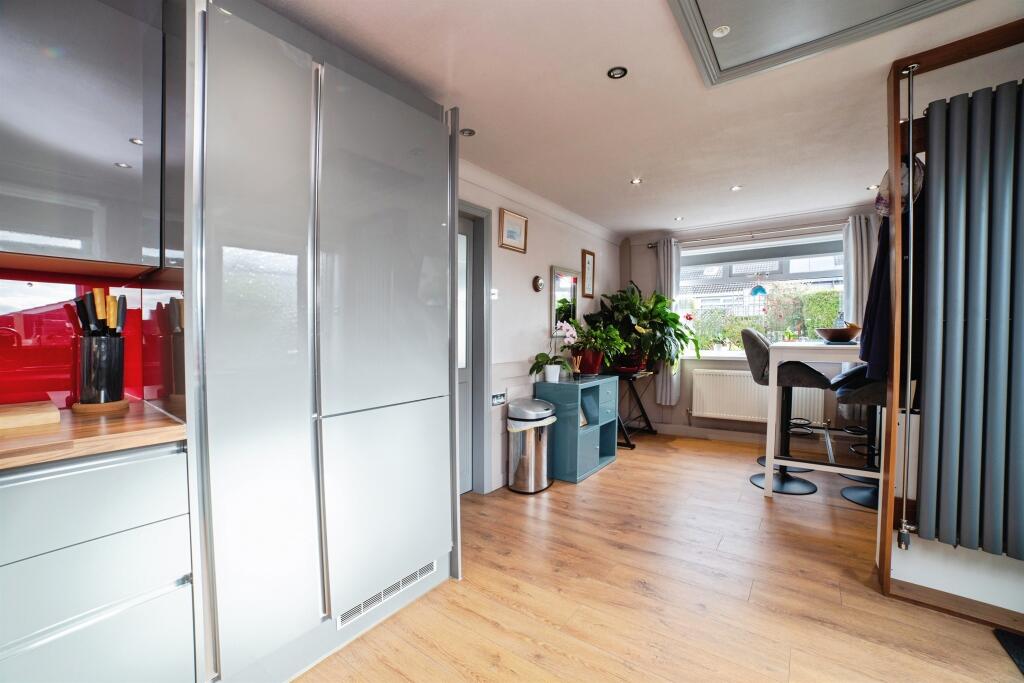 Cedar Drive, Selston, NOTTINGHAM photo 4