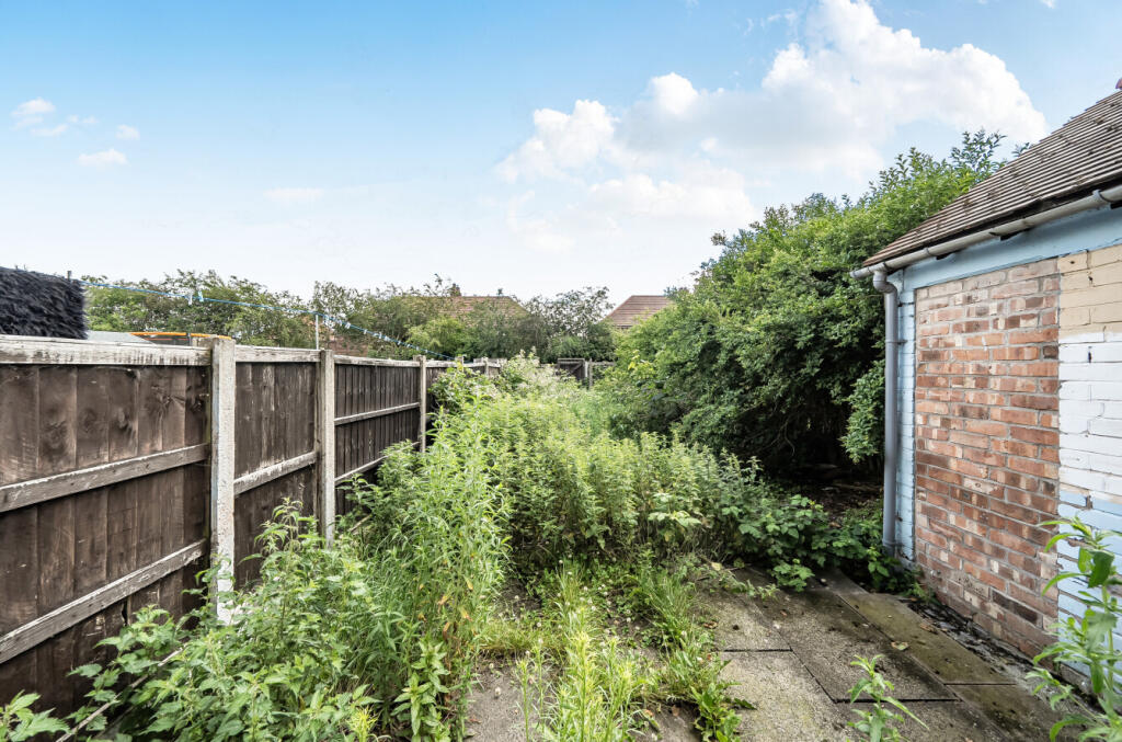 Frank Webb Avenue, Crewe, Cheshire - View 6