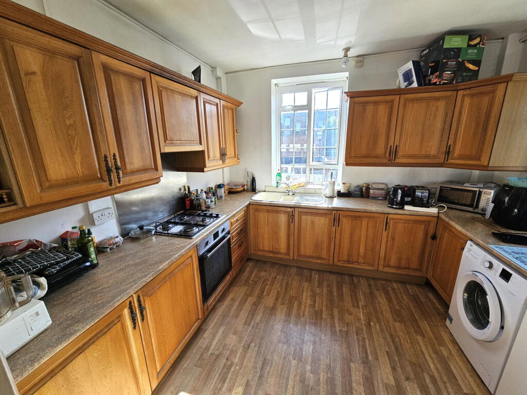 3 bedroom flat for rent
