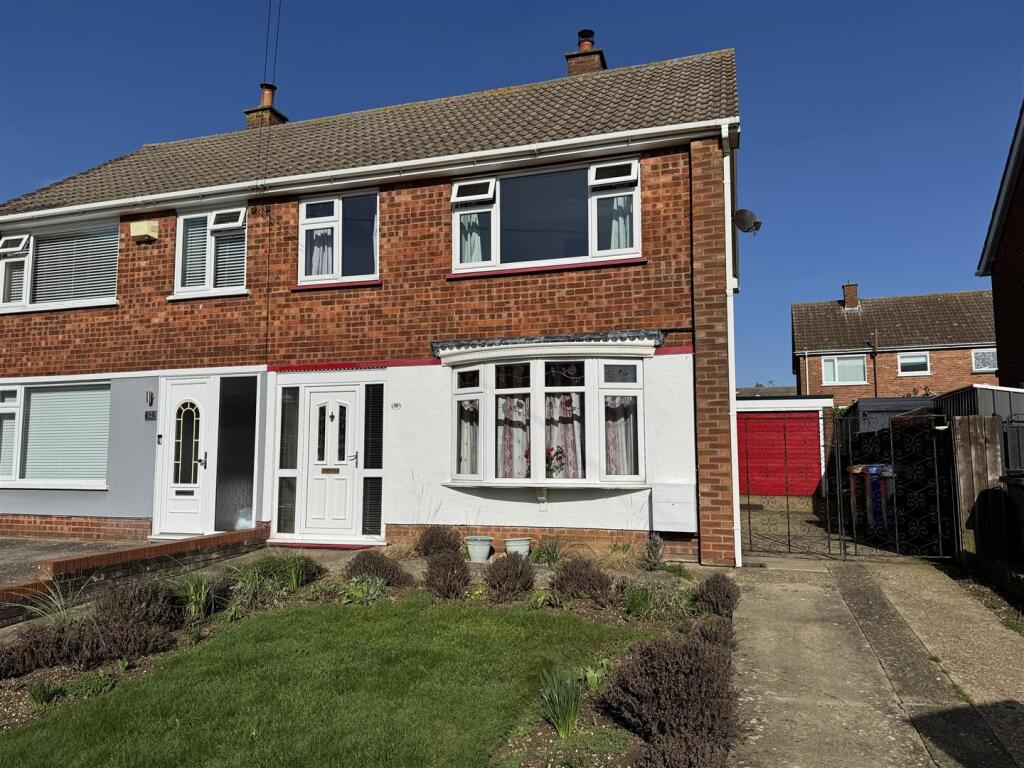 Main image of property: Wetherby Close, Ipswich