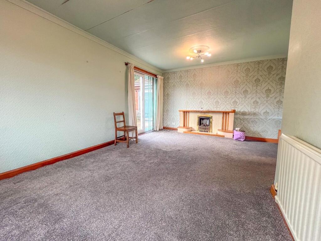 Trent Road, Bulkington, CV12 photo 3