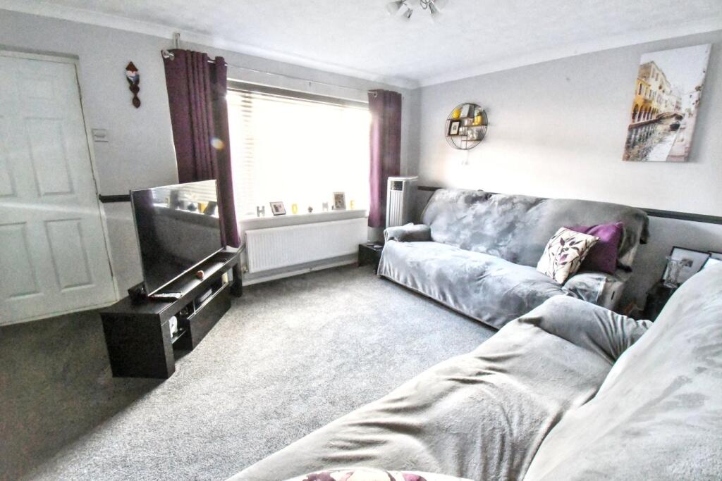 Mepham Road, Wootton, Bedford, MK43 photo 2