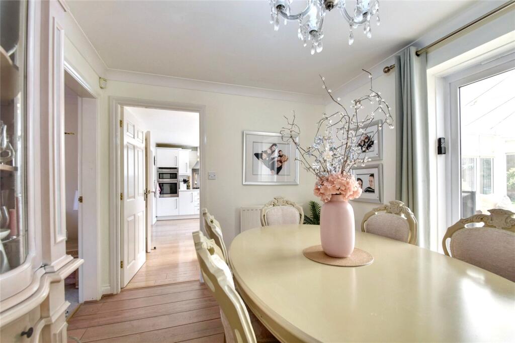 House in Worcester - View 5