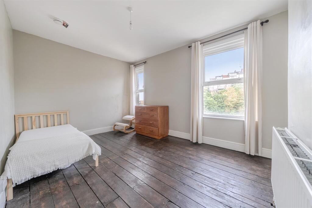 House in Bristol - More