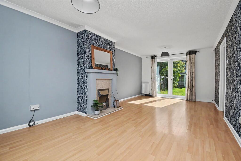 House in Corby, North Northamptonshire - View 3