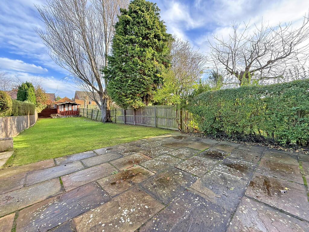 Scalby Avenue, Scarborough photo 2