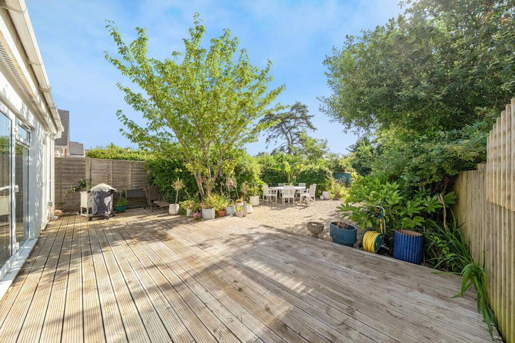 House in Poole, Hamworthy - More
