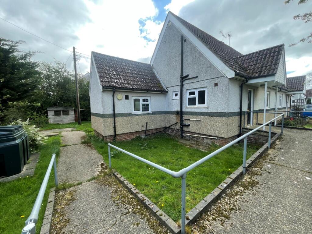 13 Woodfield, Briston, Melton Constable, Norfolk, NR24 2JY photo 2