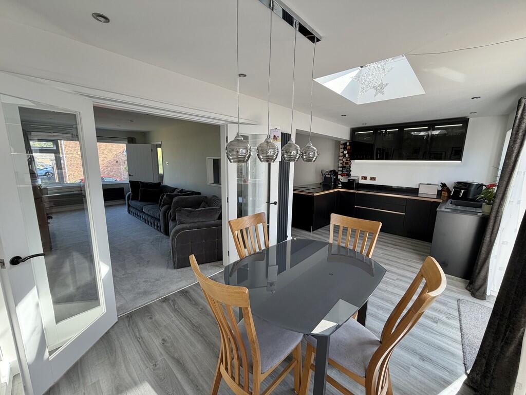 House in Corfe Mullen - View 2
