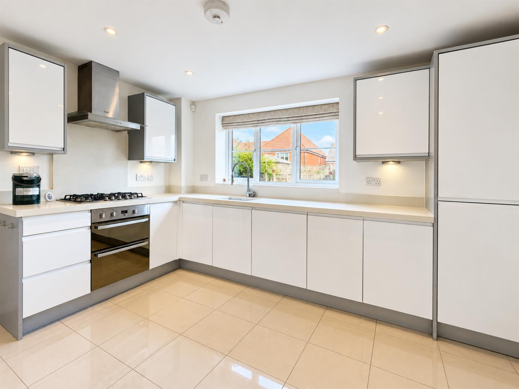 House in Watford - View 2