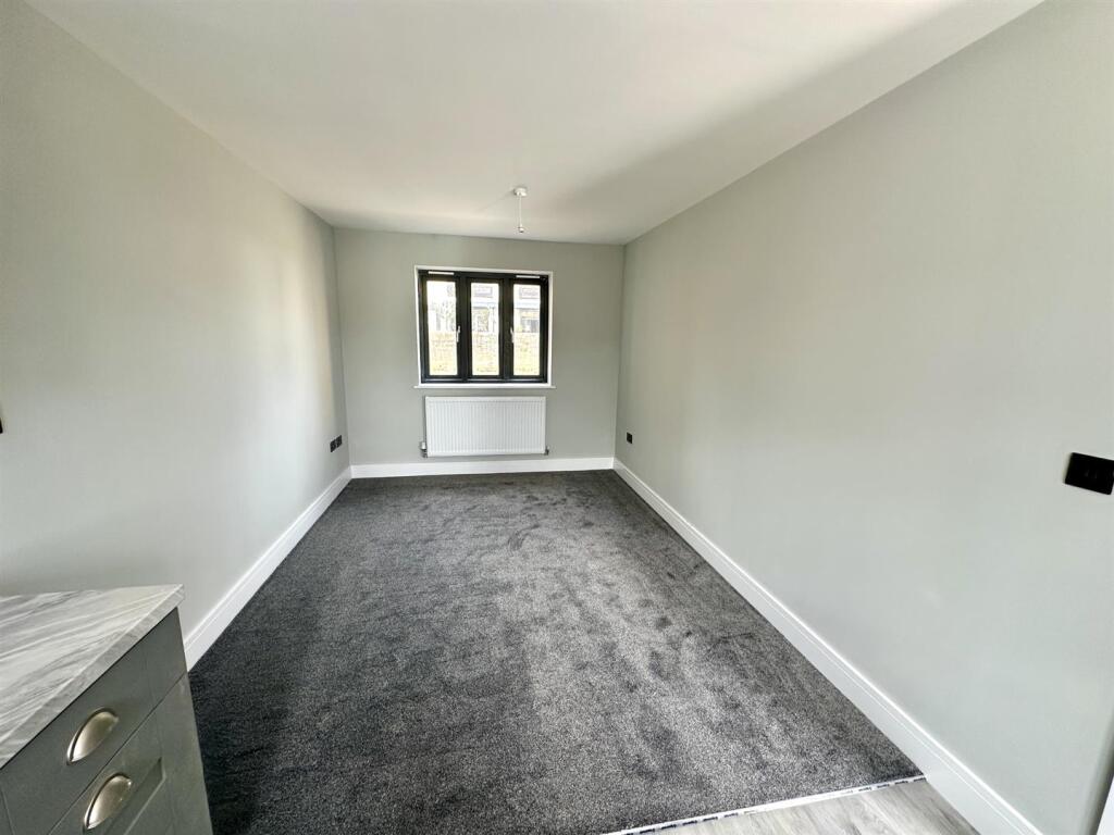 Apartment in Darlington - View 5