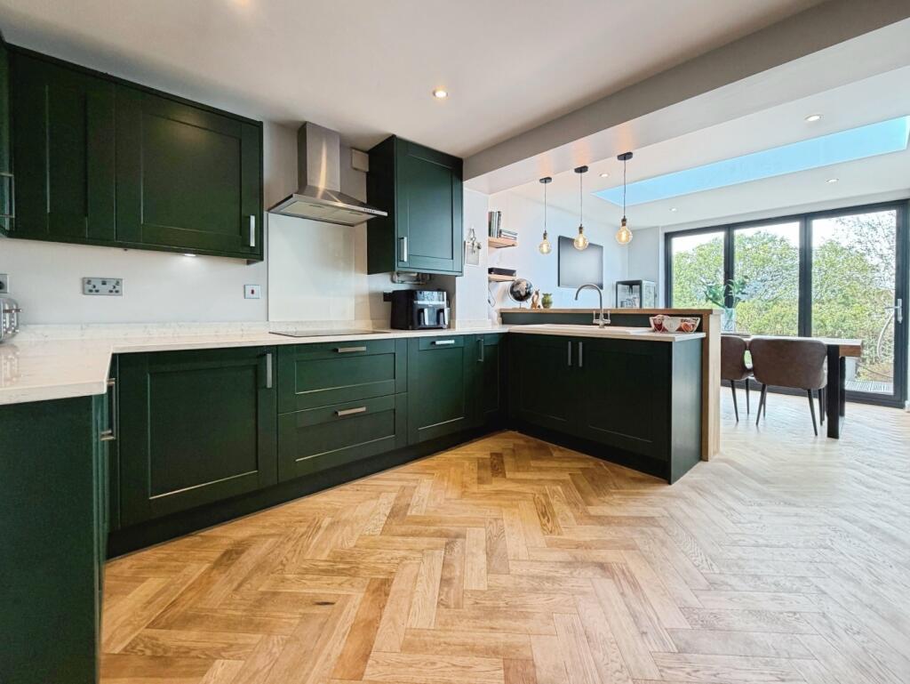 House in Bradford, Staithgate, Low Moor - View 3