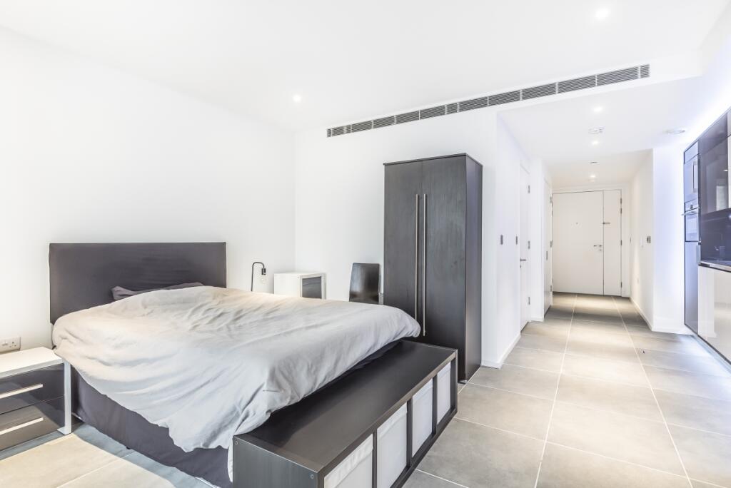 Main image of property: Dollar Bay Place, Canary Wharf, London, E14
