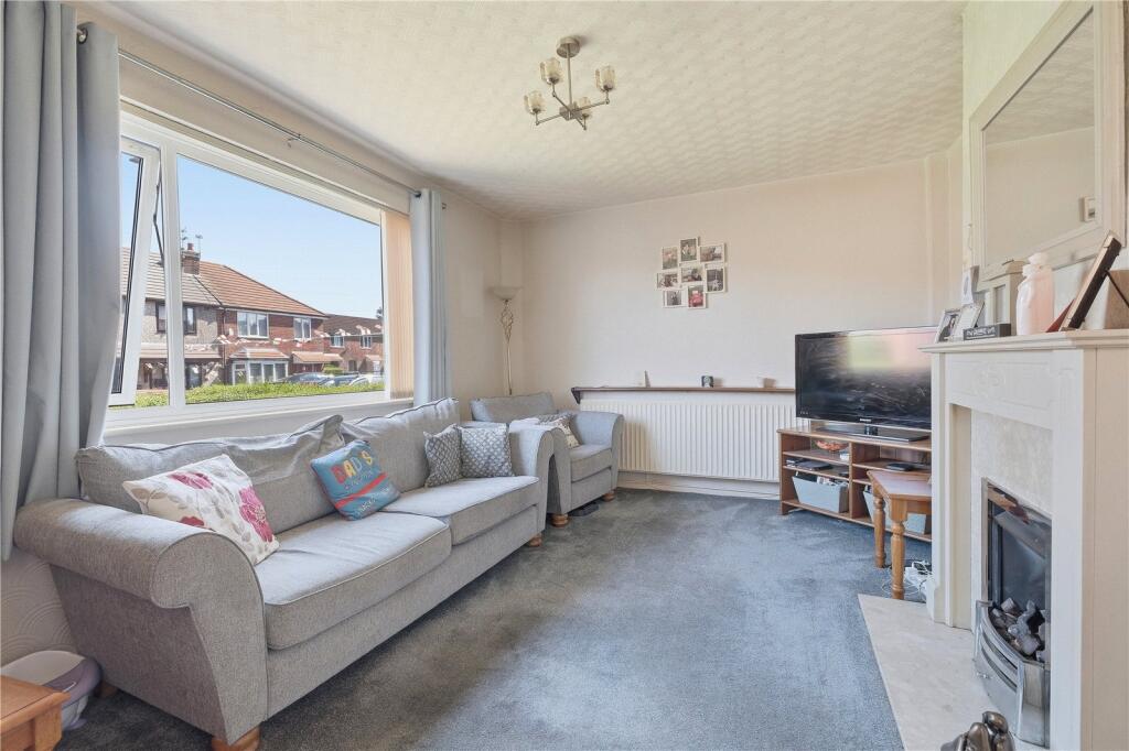 House in Hyndburn, Oakenshaw - View 2