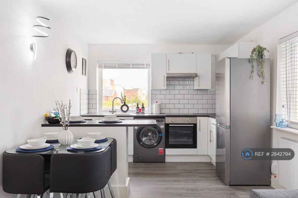 Main image of property: Barnwood Close, Reading, RG30