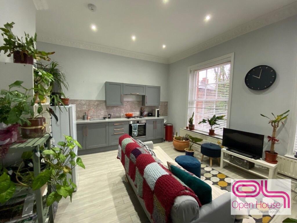 Main image of property: 1 Bank Parade, Preston PR1 3TA