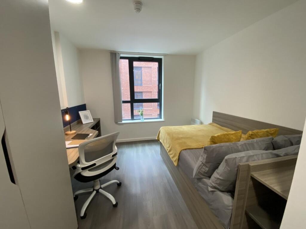 Apartment in Sheffield - View 4
