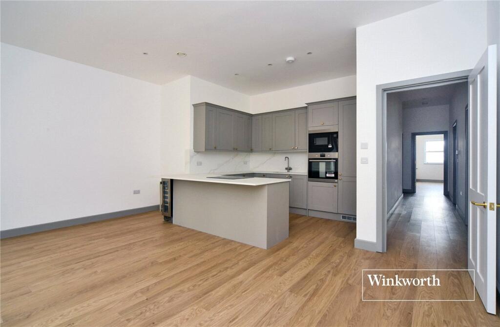 Apartment in Sutton - View 5
