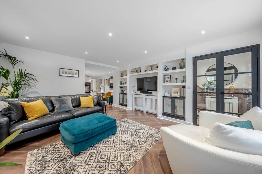Apartment in Harrogate - More