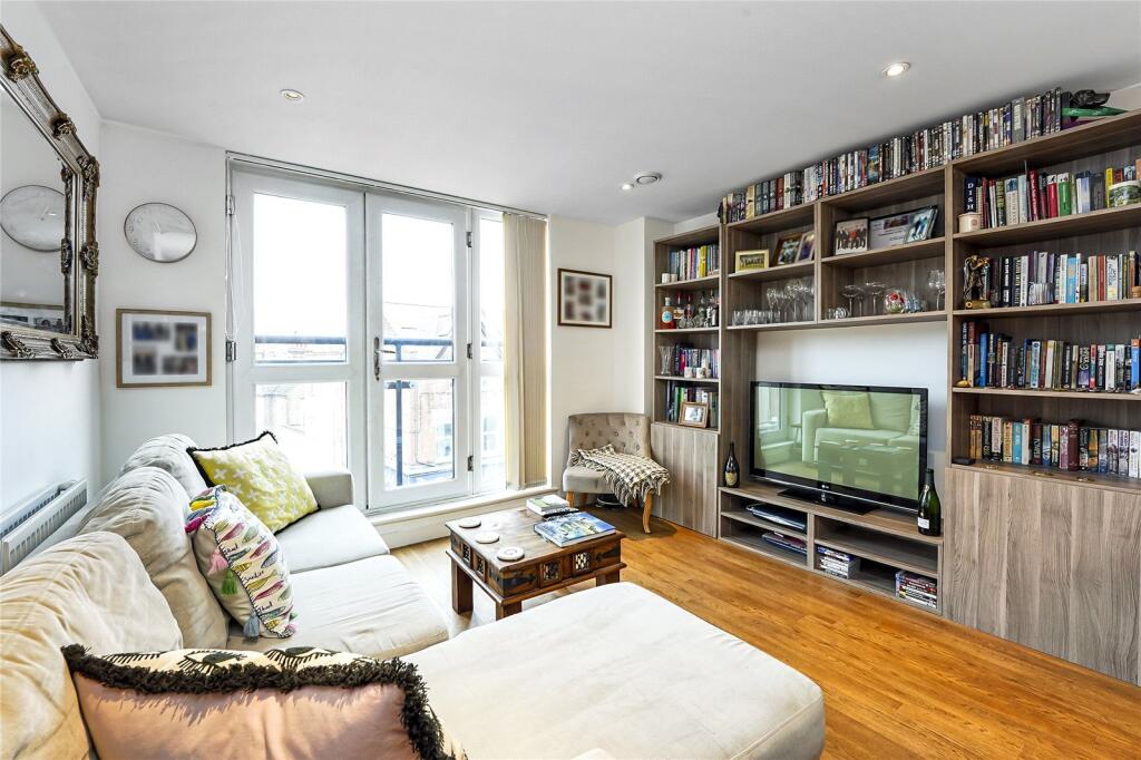 Main image of property: Garratt Lane, 
Earlsfield, SW18