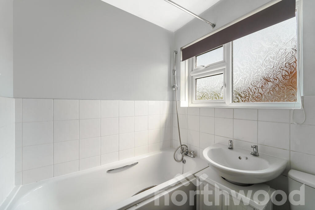 Apartment in Epsom - View 5