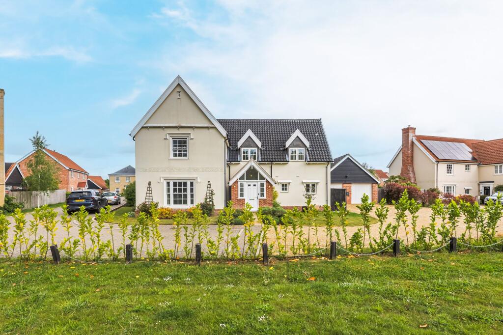 4-bed detached on Meticulously Crafted Detached Home in Stoke Holy Cross, £750,000