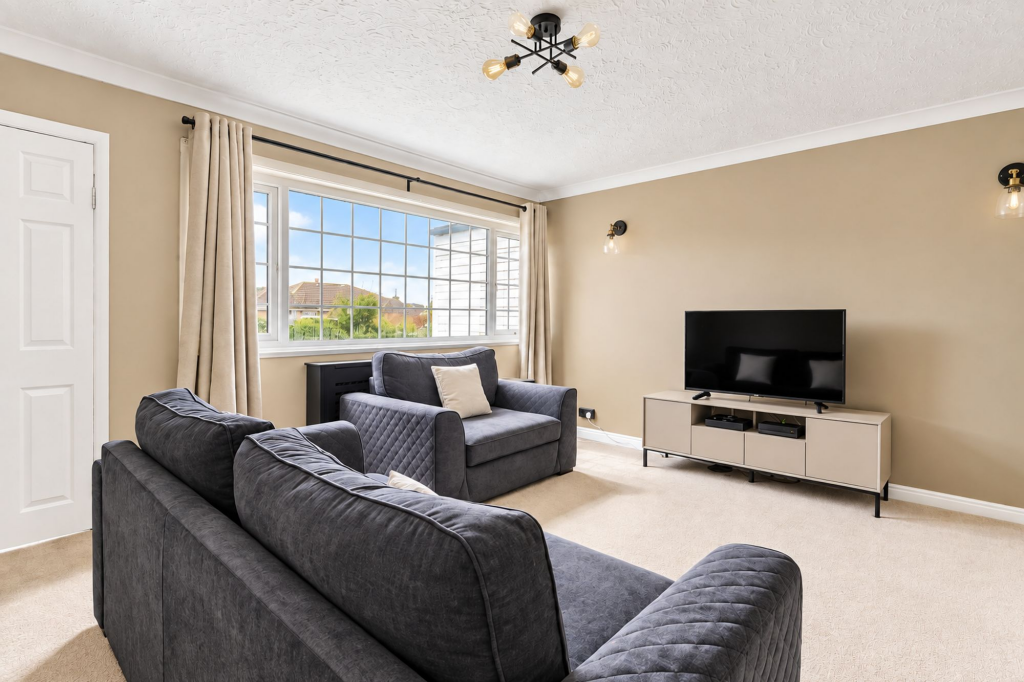 House in Stockton-on-Tees - More