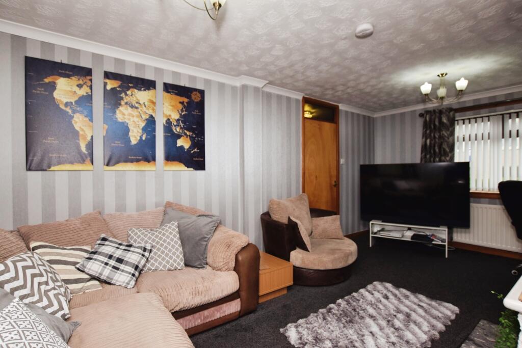 Heathryfold Drive, Aberdeen, AB16 photo 5