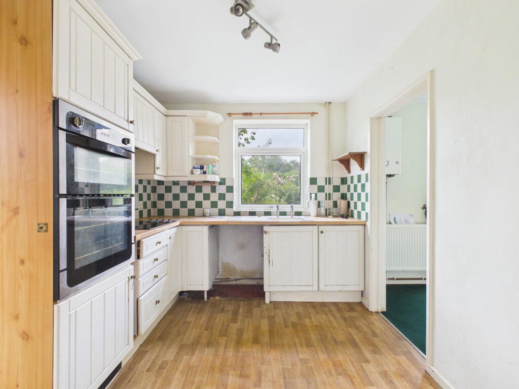 The Strand, Goring-by-Sea, Worthing, BN12 6DW - View 5