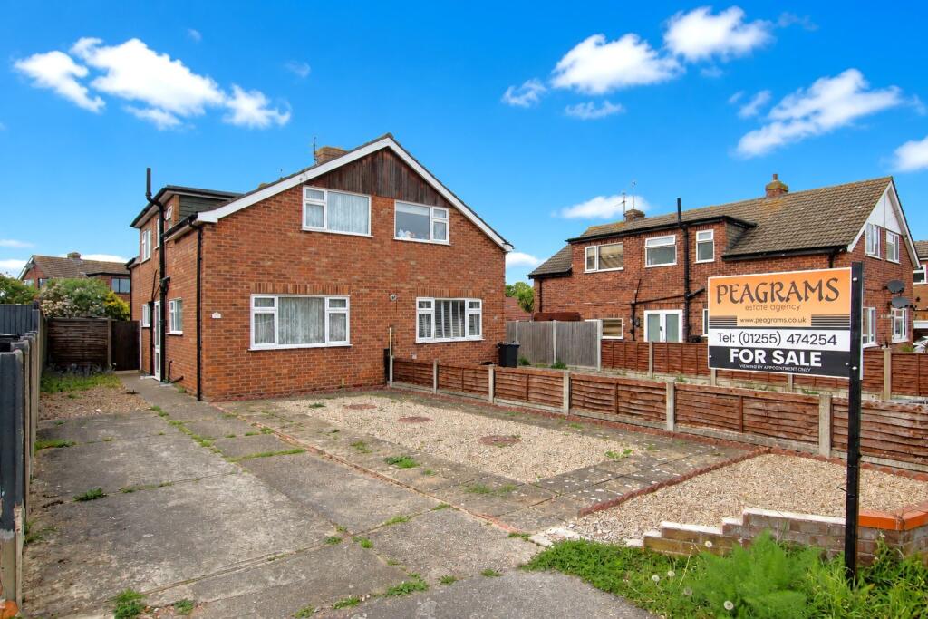 Main image of property: Thorpe Road, Clacton on Sea, CO15