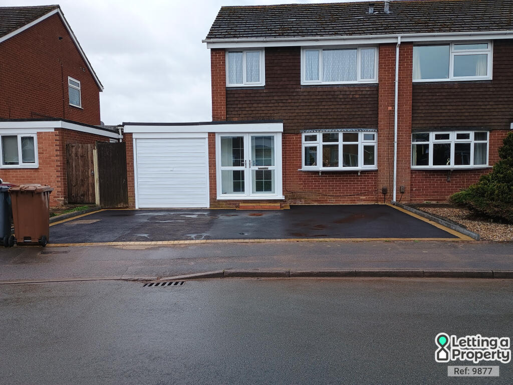 Main image of property: Longleat Drive, Cheswick Green, Solihull, West Midlands, B90 4SN