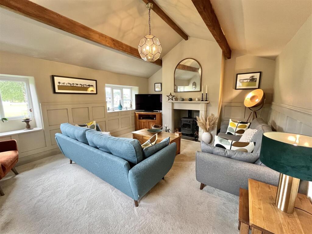 House in Stockport - View 4