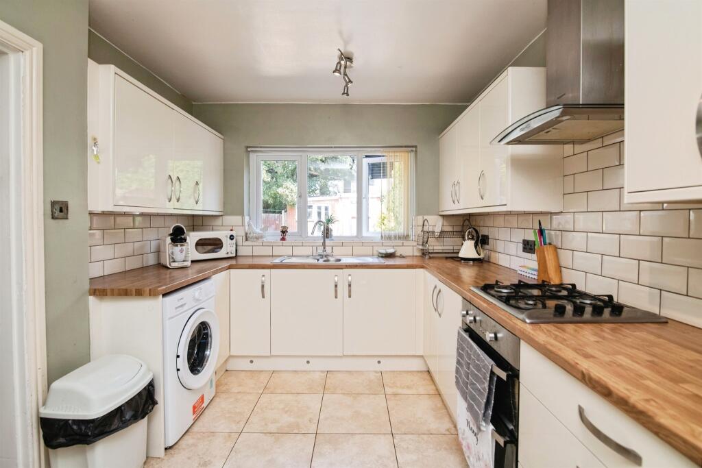 House in Birmingham, Perry Beeches - View 3