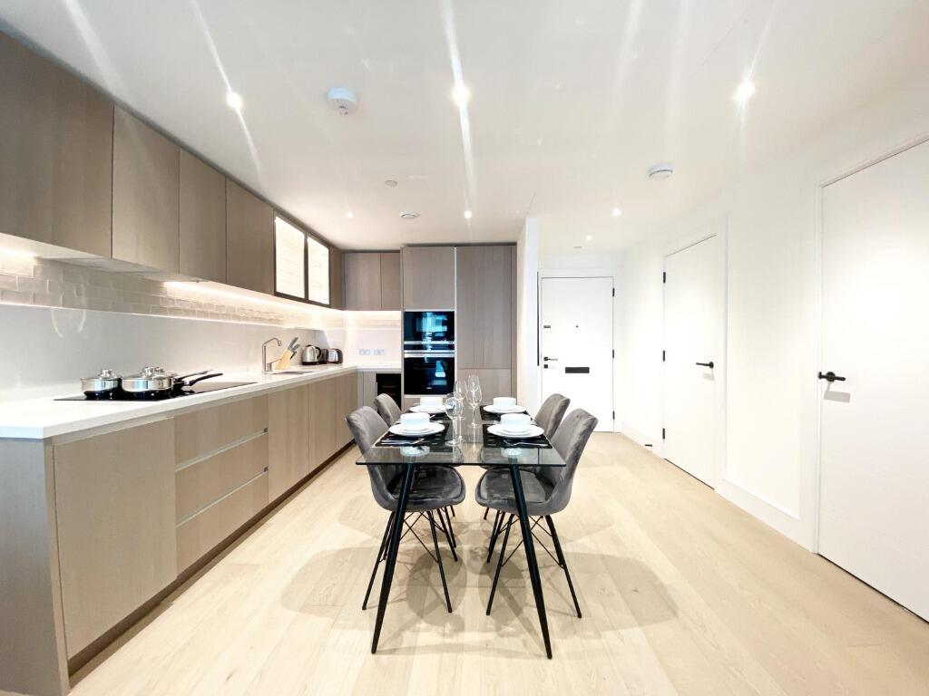 Apartment in London - View 2