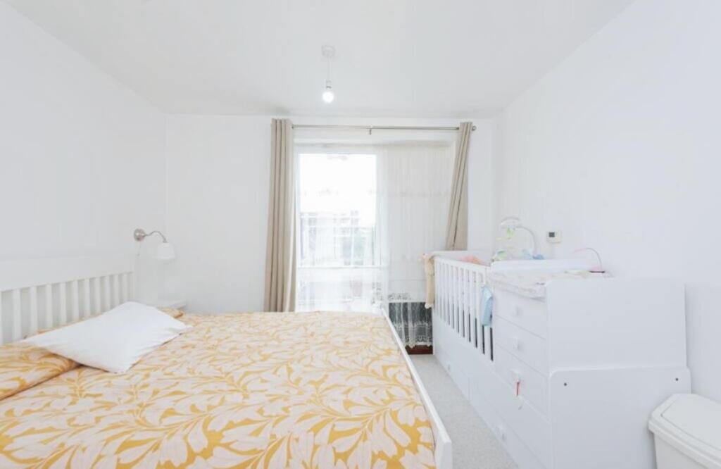 Alderwick Drive, Hounslow - More