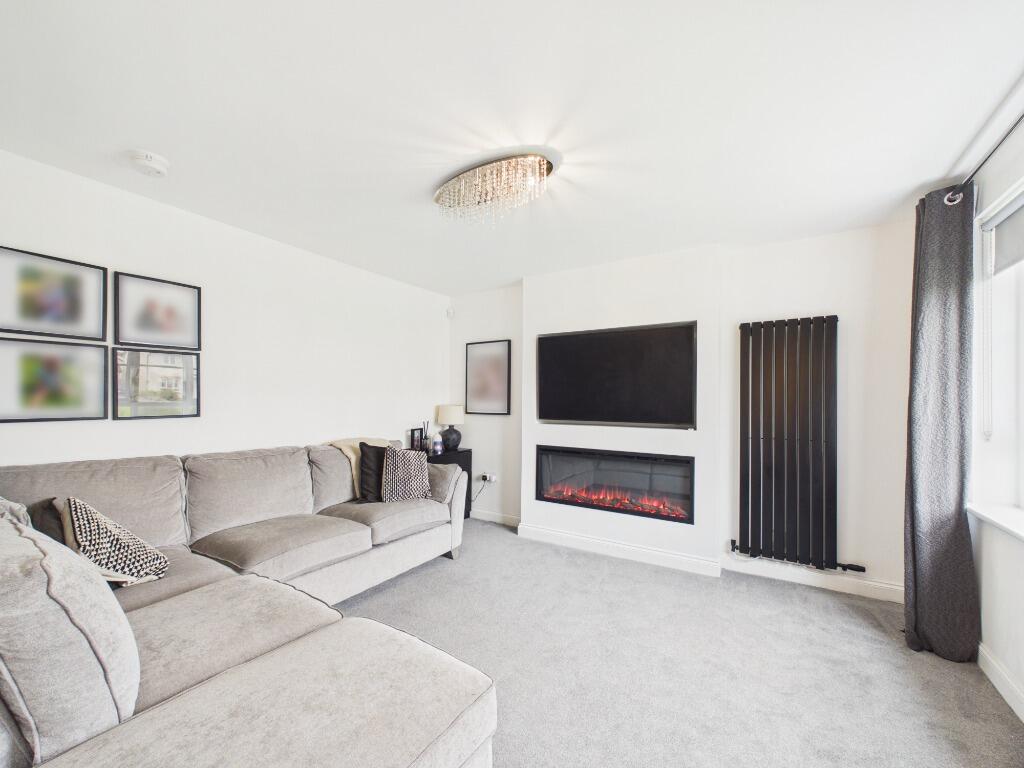 House in Glasgow, South Lanarkshire - View 2
