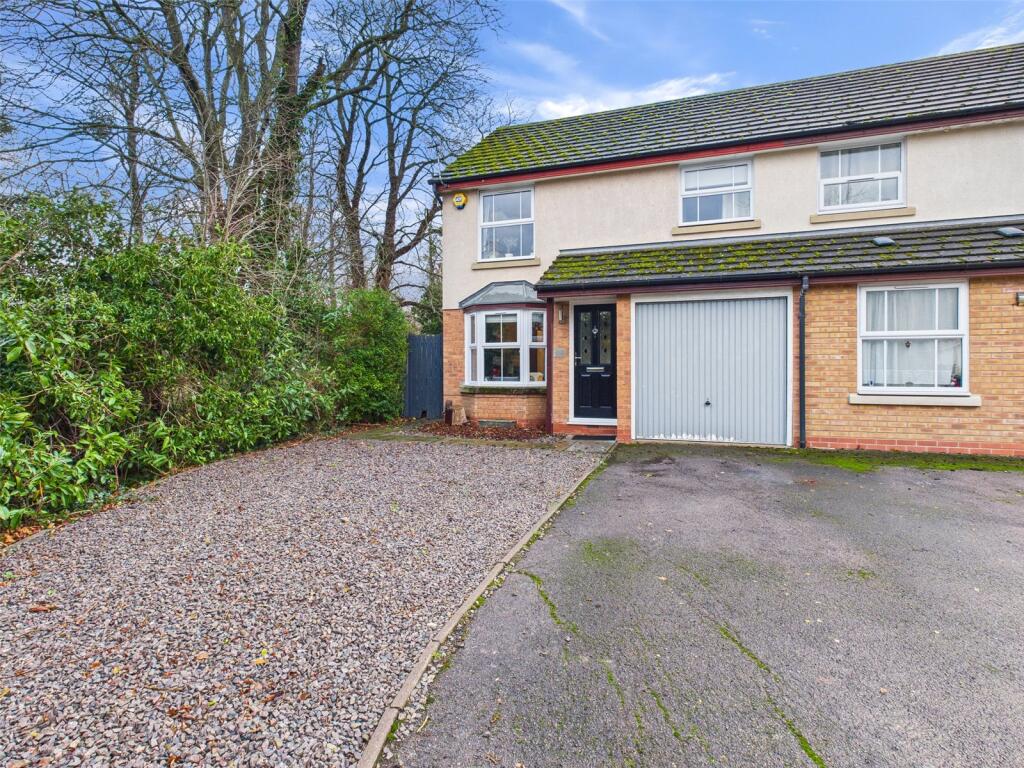 Main image of property: Spinney Road, Barnwood, Gloucester, Gloucestershire, GL4