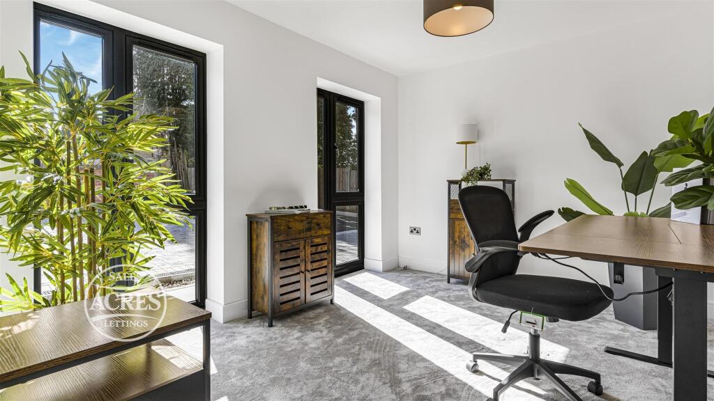 House in Sutton Coldfield, Wheatmore - More