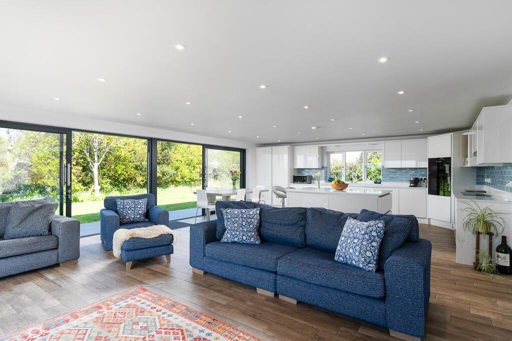 Field End - Lancamshire Lane - Incredible fully renovated 4 bedroom bungalow in large private grounds.   photo 4