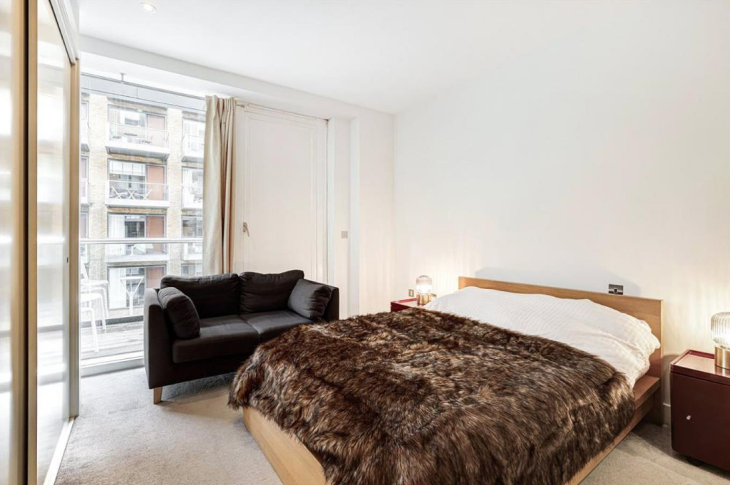 Apartment in London - View 4